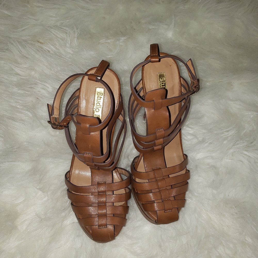 Sandals heel